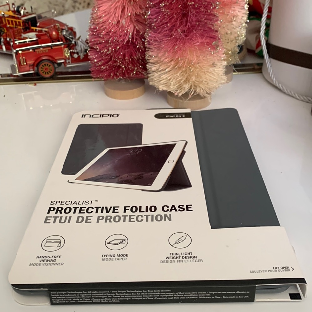 Incipio iPad Air 2 folio case